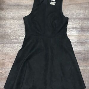 NWT Francesca black dress